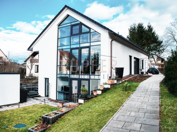 © KI Haus Bräuningshof