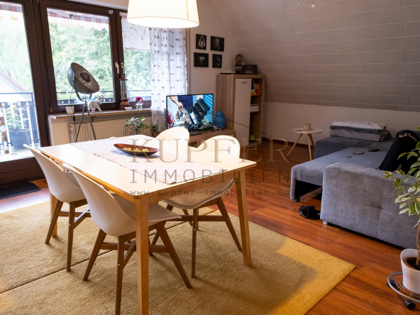 © KI Dachgeschosswohnung Forchheim