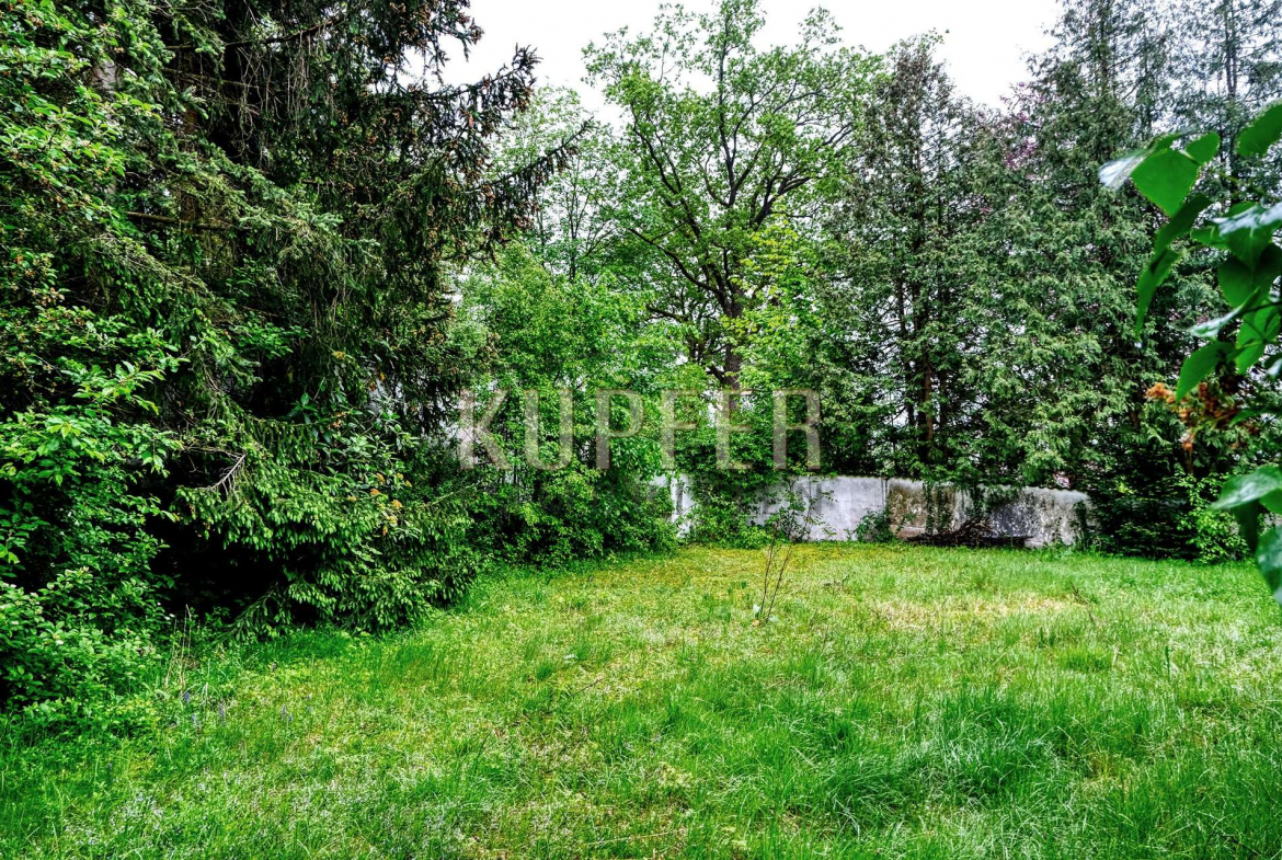 © KU Grundstück Altdorf