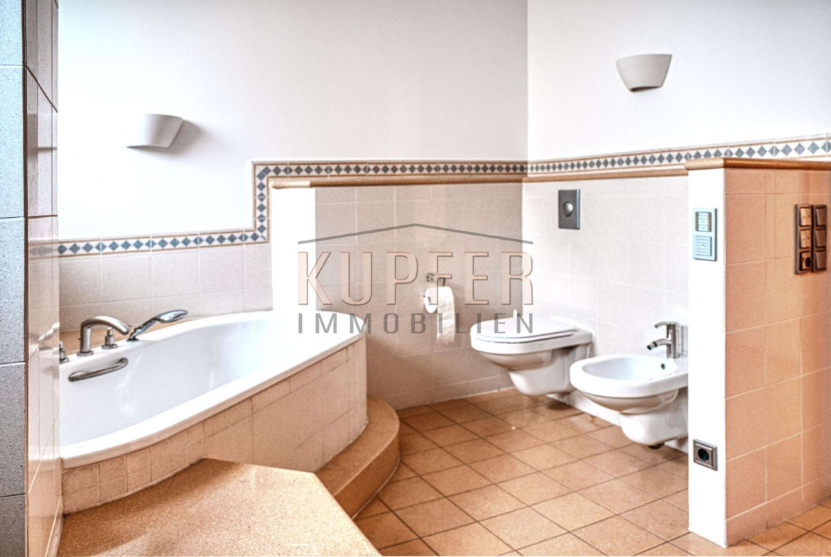 © KI Geräumige DHH Erlangen