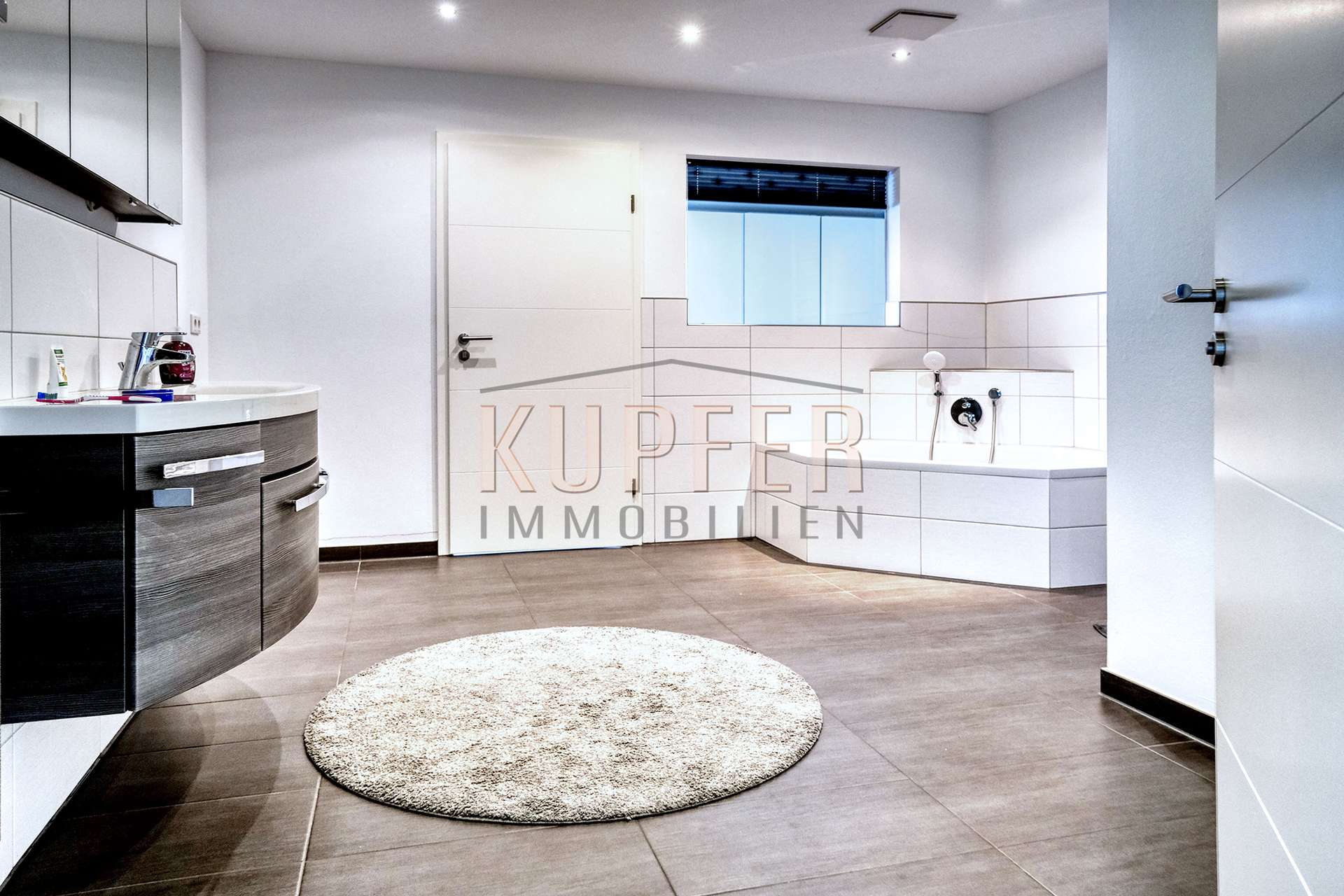 KUI Büro/Praxis Höchstadt